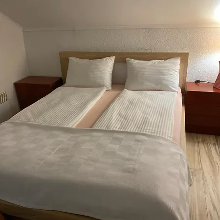 Nyaraló Asy Bihać